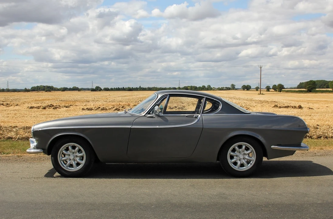 1966 Volvo 1800S - Image 14 of 30