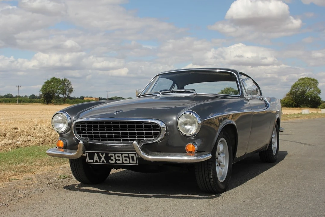 1966 Volvo 1800S - Image 11 of 30