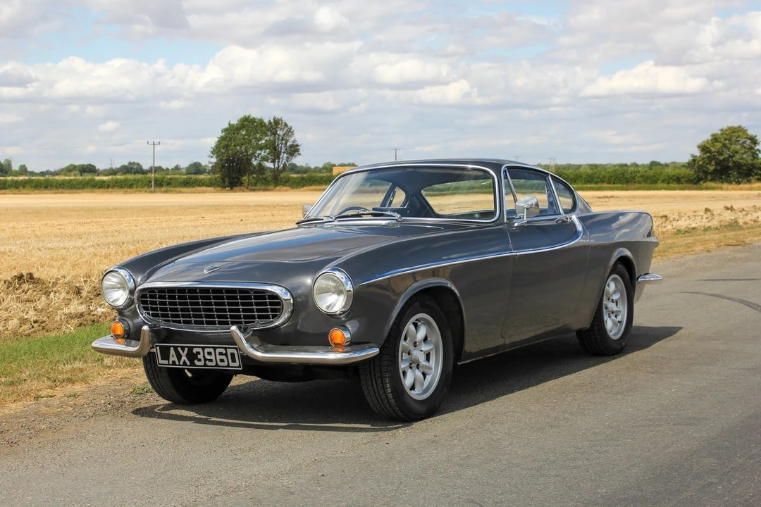 1966 Volvo 1800S - Image 10 of 30
