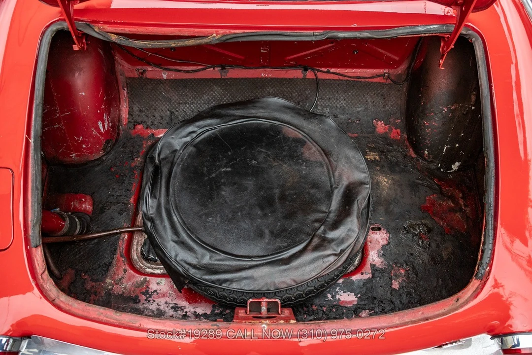 1966 Volvo 1800S - Image 24 of 31