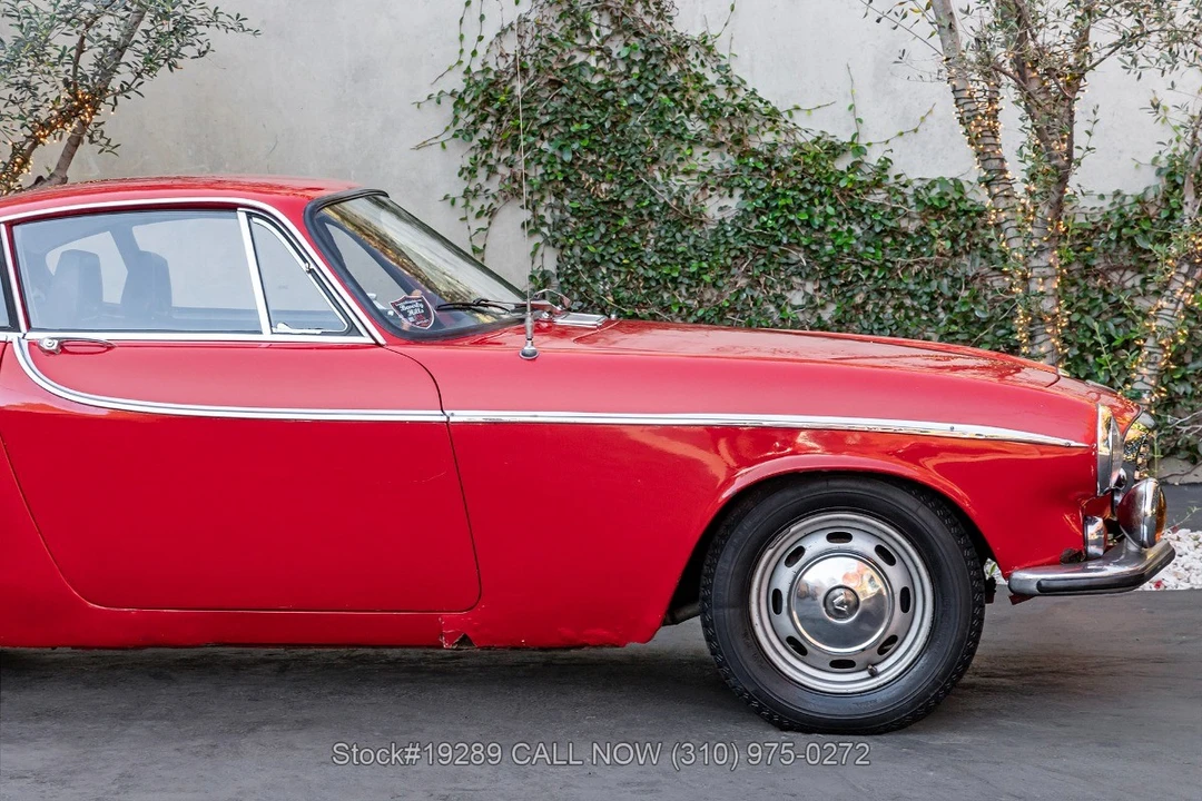 1966 Volvo 1800S - Image 11 of 31