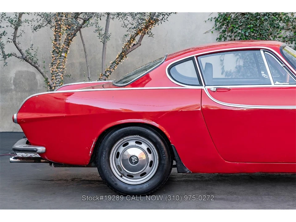 1966 Volvo 1800S - Image 10 of 31