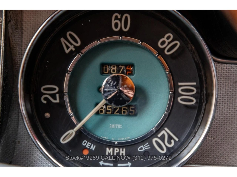 1966 Volvo 1800S - Image 18 of 31