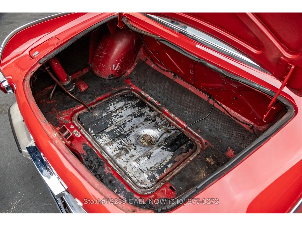 1966 Volvo 1800S - Image 26 of 31