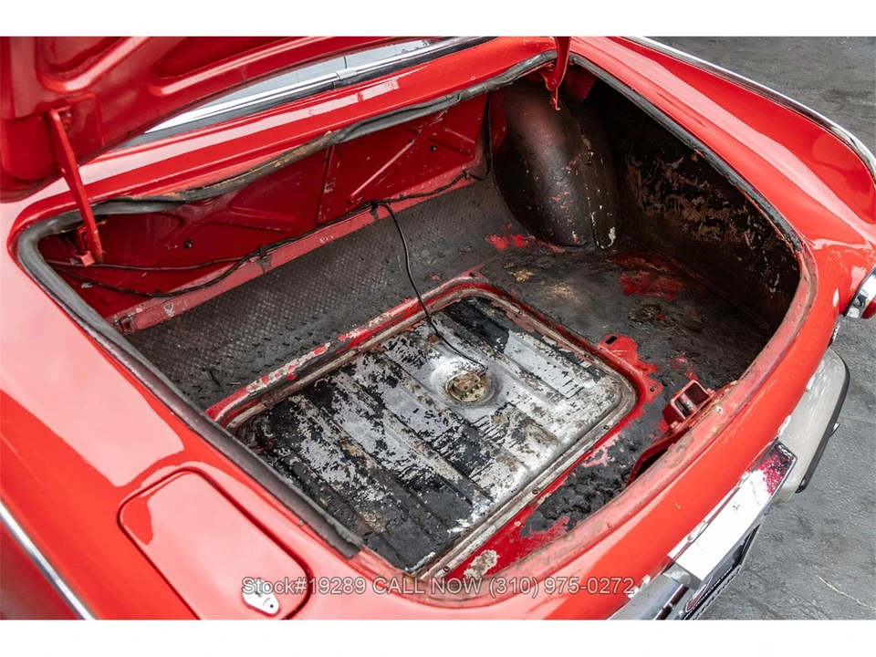 1966 Volvo 1800S - Image 24 of 31