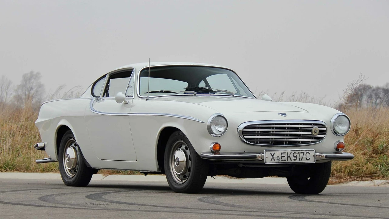1966 Volvo 1800S - Image 12 of 18