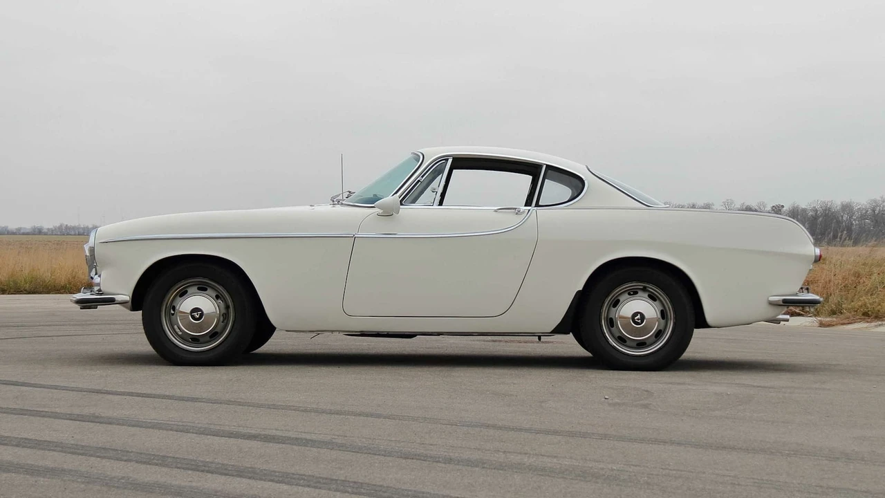 1966 Volvo 1800S - Image 8 of 18
