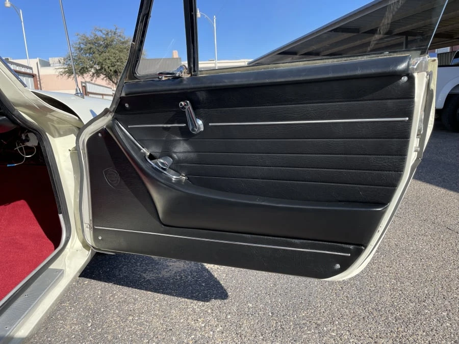 1966 Volvo 1800S - Image 8 of 22