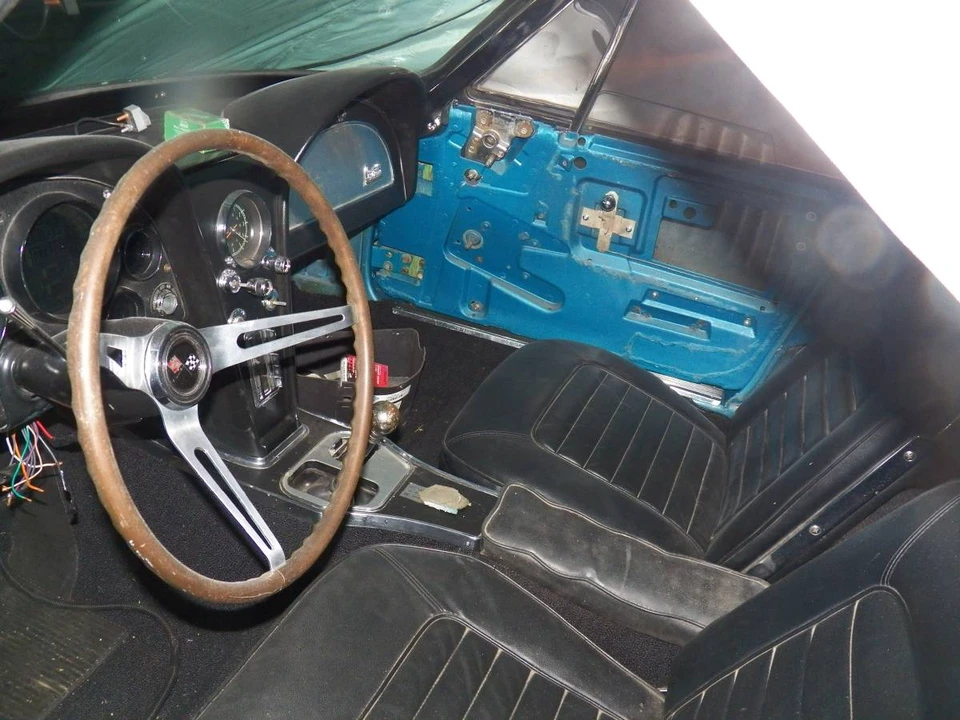 1966 Chevrolet Corvette C2 - Image 5 of 8