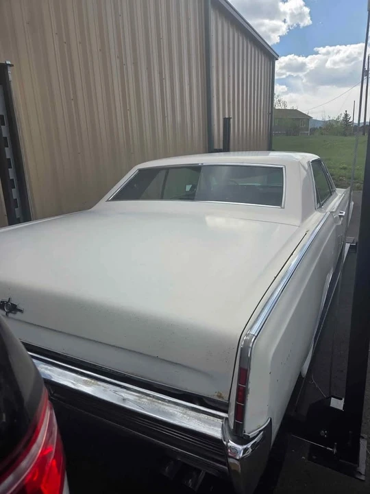 1966 Lincoln Continental 4th Gen - Image 6 of 9