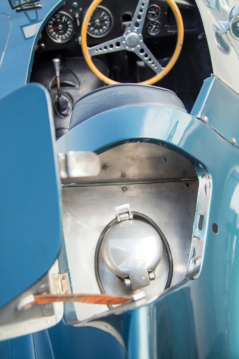 1989 Jaguar Replica - Image 25 of 31