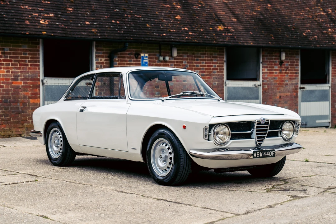 1967 Alfa Romeo GT 1300 Junior - Image 2 of 31