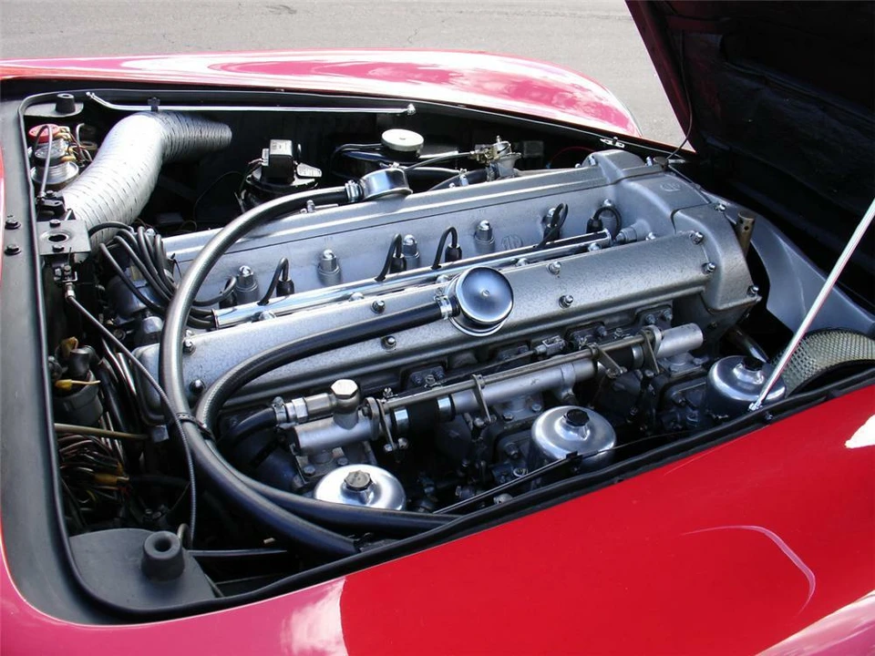 1967 Aston Martin DB6 - Image 4 of 7