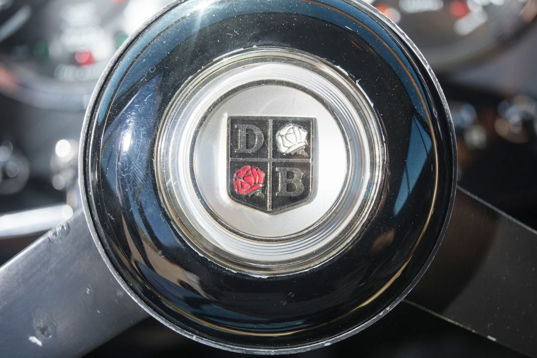 1967 Aston Martin DB6 Vantage - Image 19 of 31