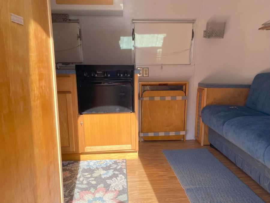 1967 Airstream - Image 13 of 14