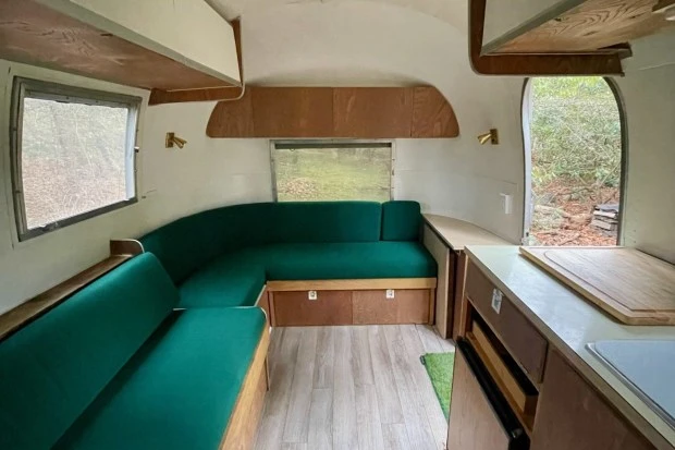 1967 Airstream - Image 3 of 7