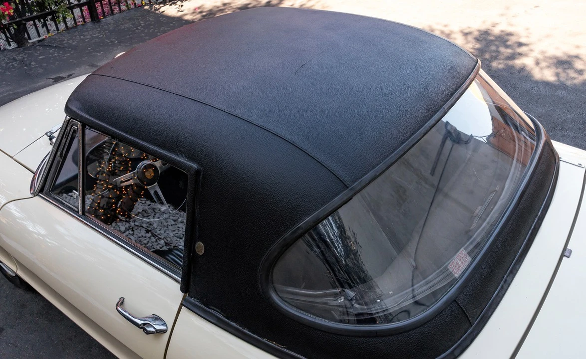 1967 Alfa Romeo Series 2 - Image 27 of 31