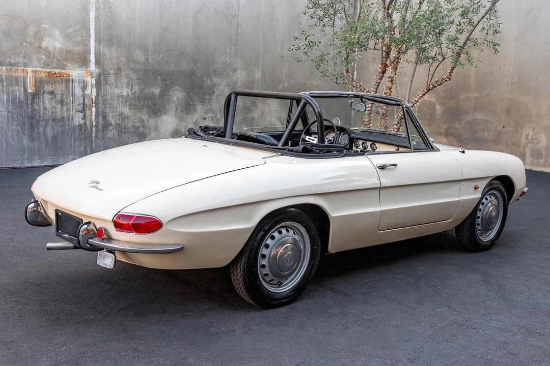 1967 Alfa Romeo Series 2 - Image 6 of 31