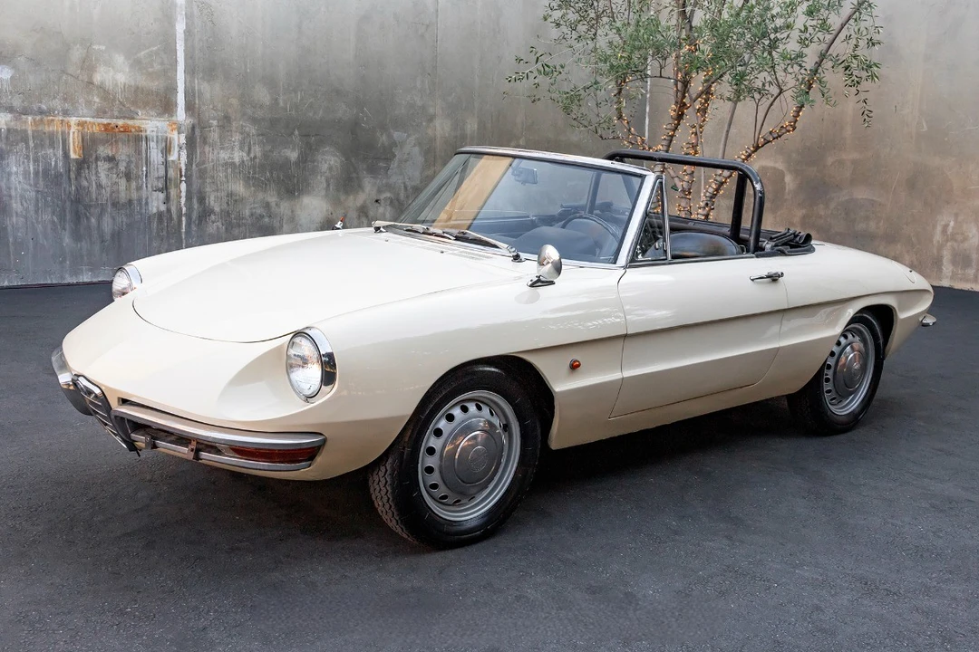 1967 Alfa Romeo Series 2 - Image 2 of 31