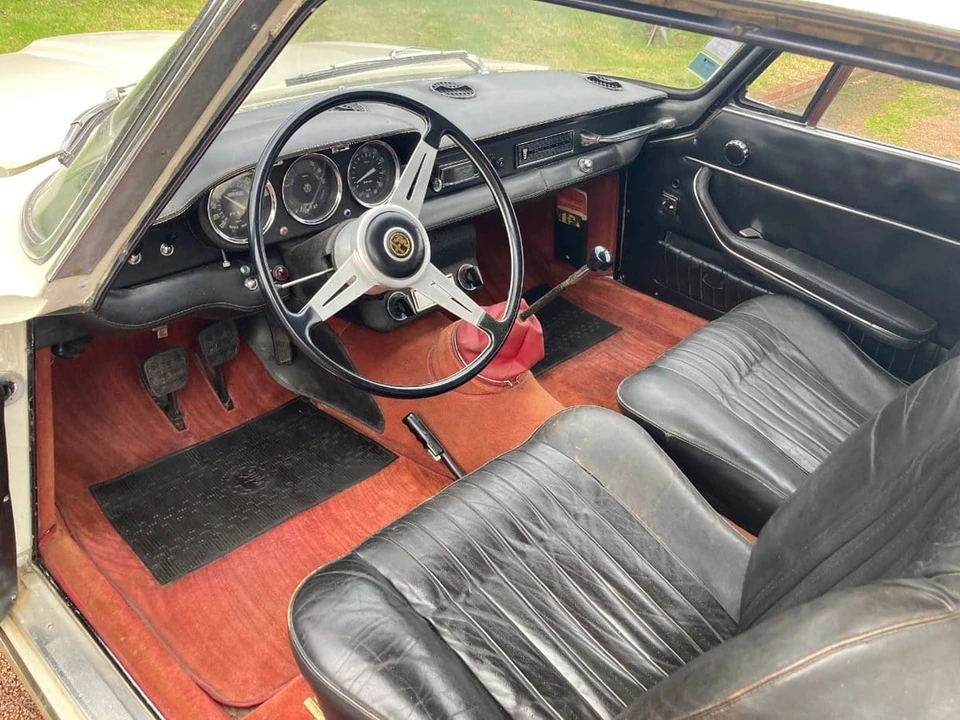 1967 Alfa Romeo 2600 - Image 14 of 30