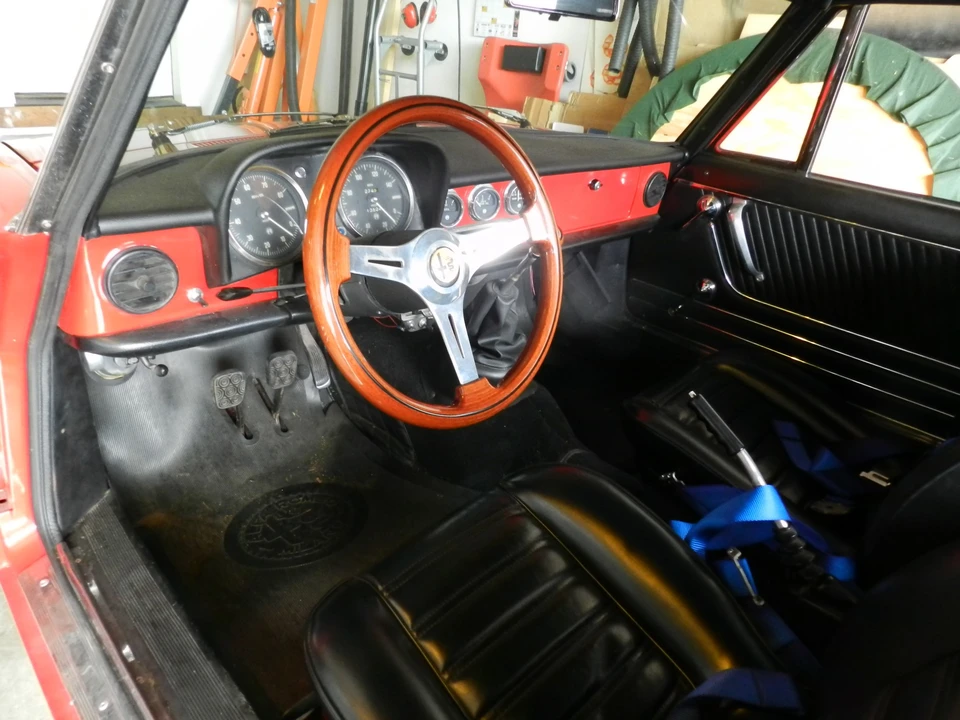 1967 Alfa Romeo Series 1 - Image 28 of 31
