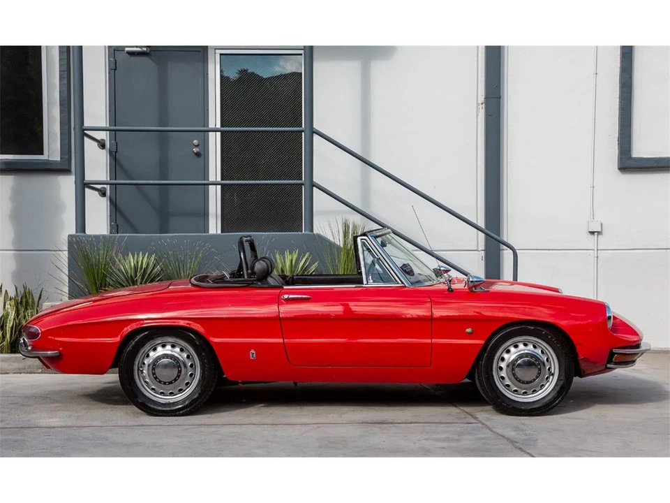 1967 Alfa Romeo Series 1 - Image 2 of 10