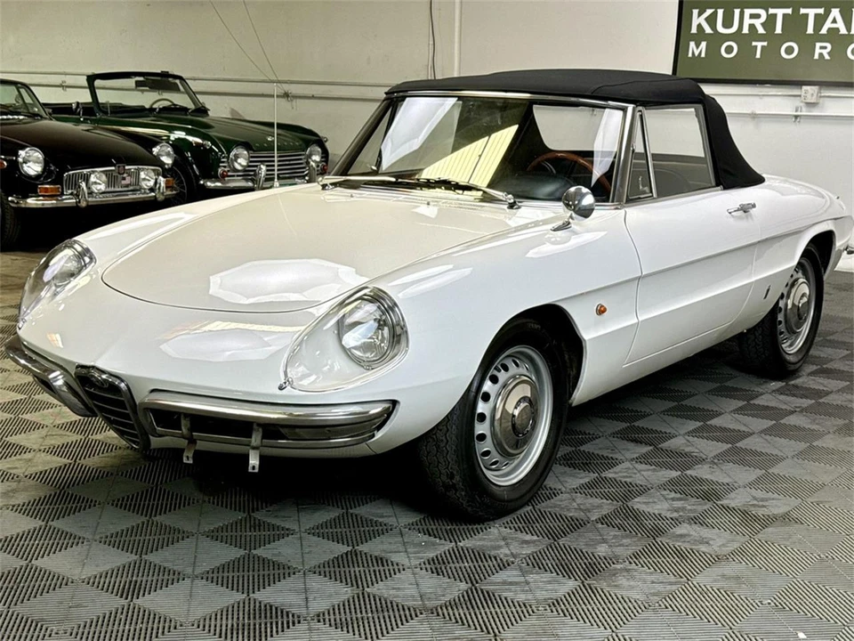 1967 Alfa Romeo Series 1 - Image 16 of 31