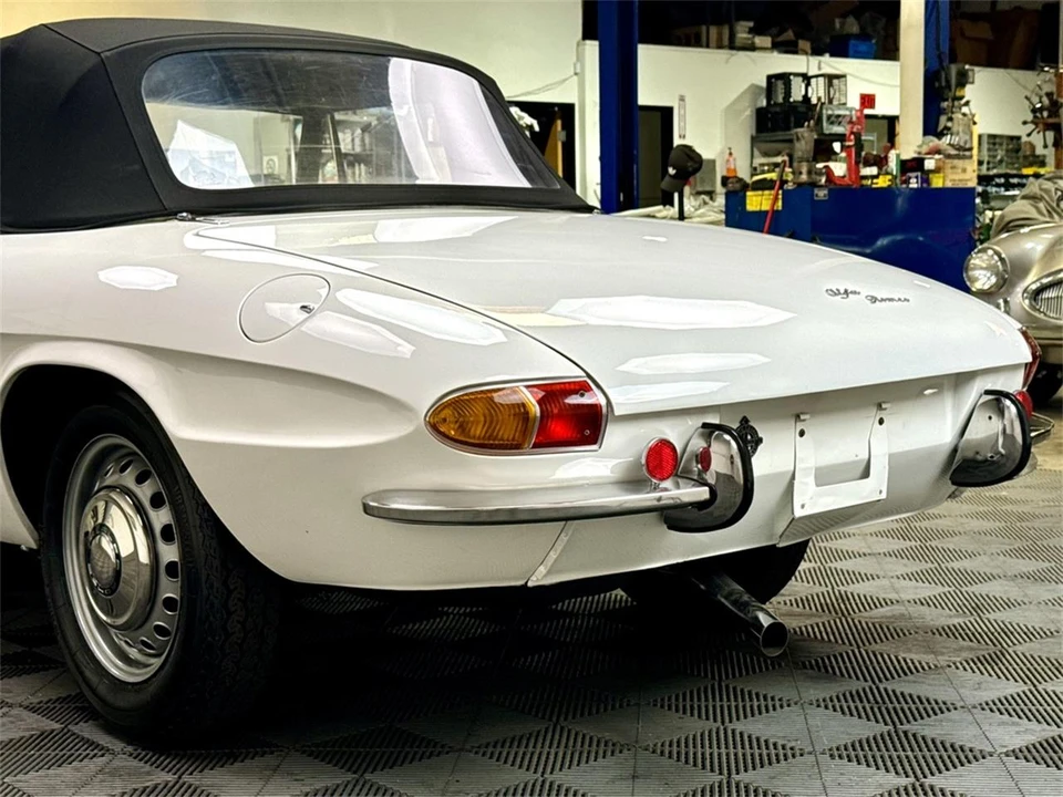 1967 Alfa Romeo Series 1 - Image 22 of 31