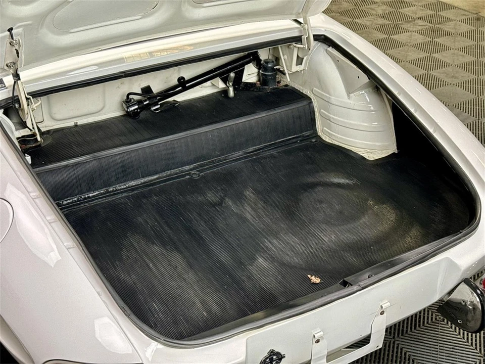 1967 Alfa Romeo Series 1 - Image 26 of 31