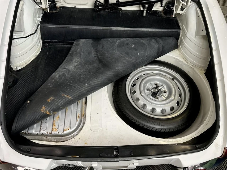 1967 Alfa Romeo Series 1 - Image 28 of 31