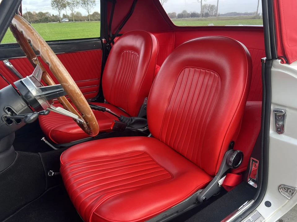1967 Alfa Romeo Series 1 - Image 22 of 30
