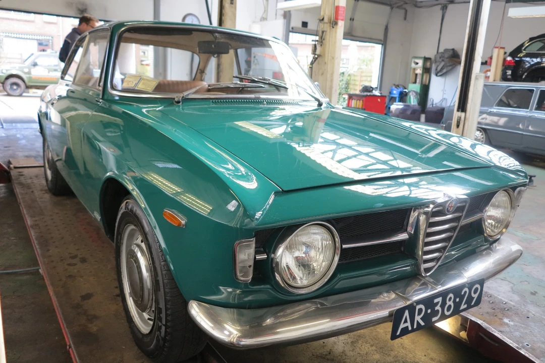 1967 Alfa Romeo GT 1300 Junior - Image 14 of 31