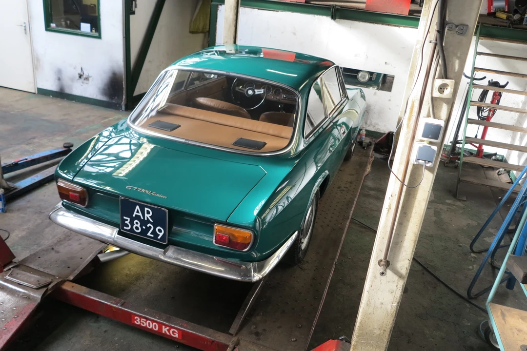 1967 Alfa Romeo GT 1300 Junior - Image 17 of 31