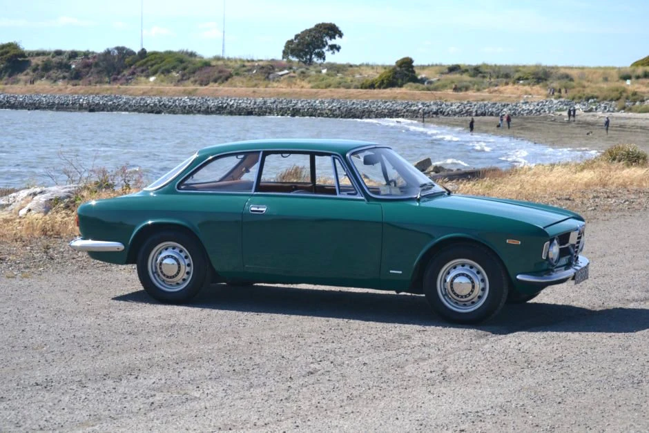 1967 Alfa Romeo GT 1300 Junior - Image 1 of 31