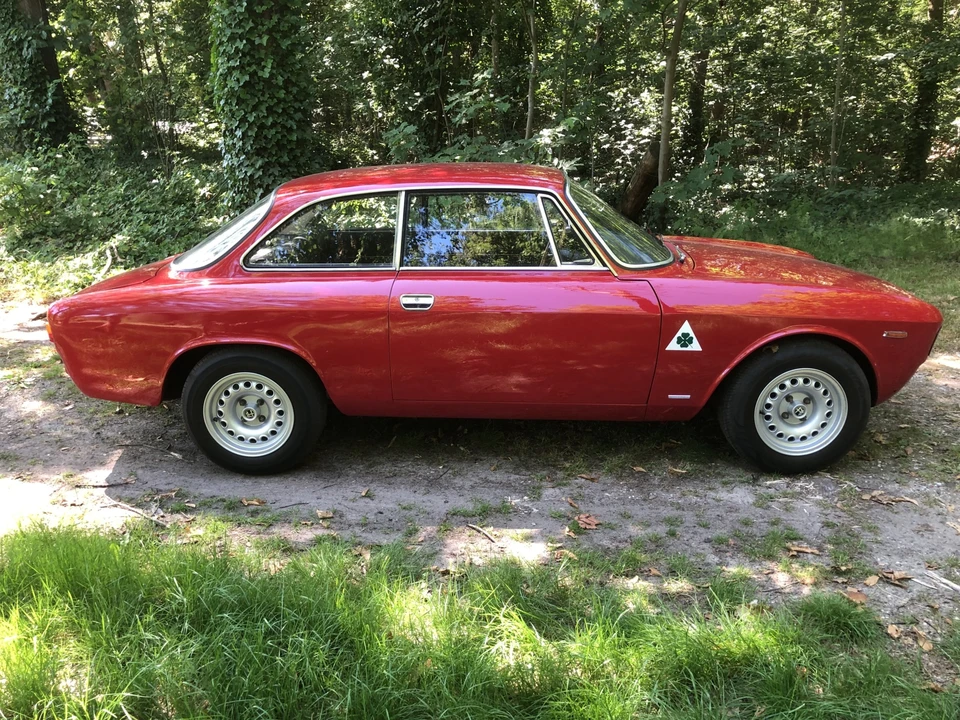 1967 Alfa Romeo GT 1300 Junior - Image 4 of 31