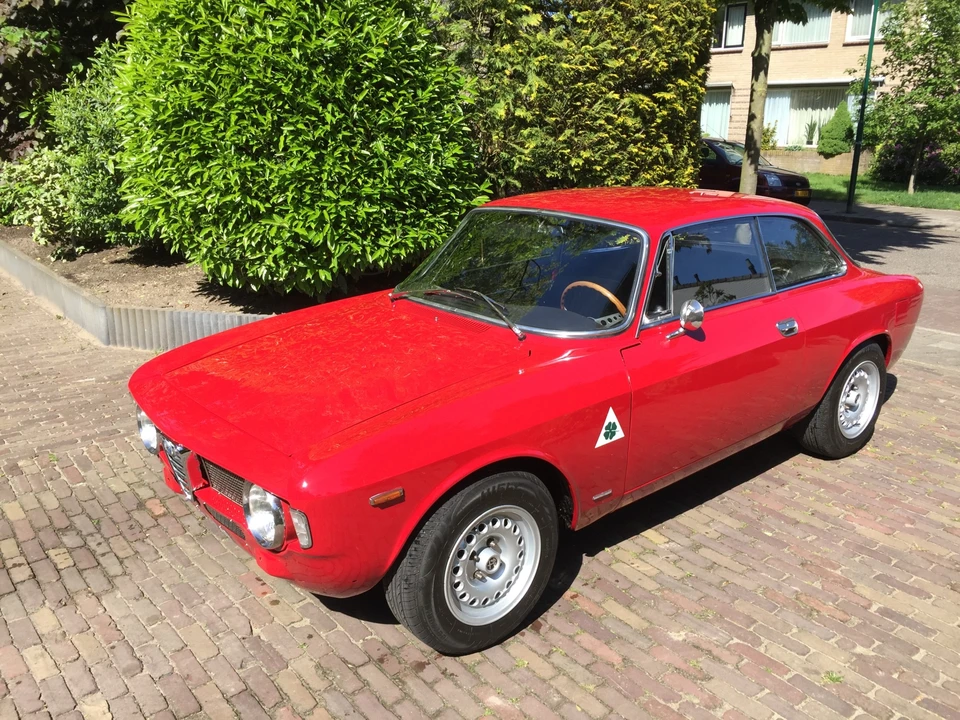 1967 Alfa Romeo GT 1300 Junior - Image 2 of 31