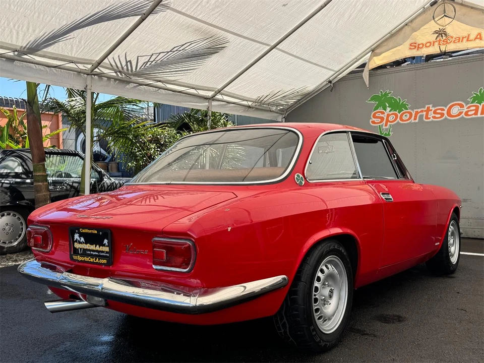 1967 Alfa Romeo 1750 GT Veloce - Image 7 of 31