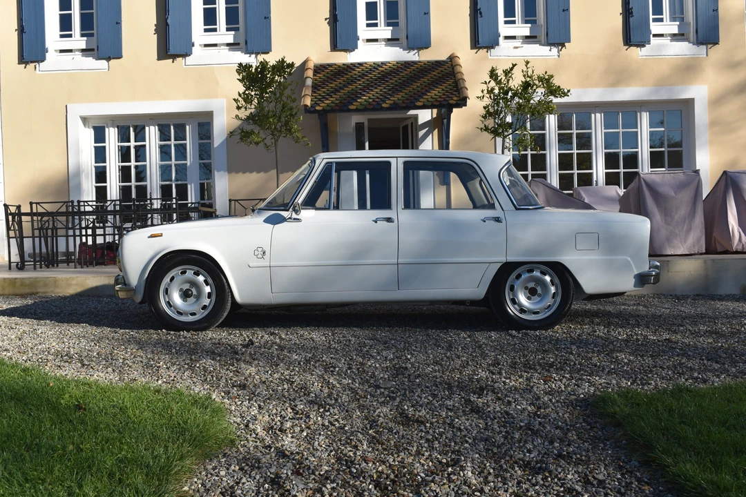 1967 Alfa Romeo 105/115 Series - Image 3 of 31