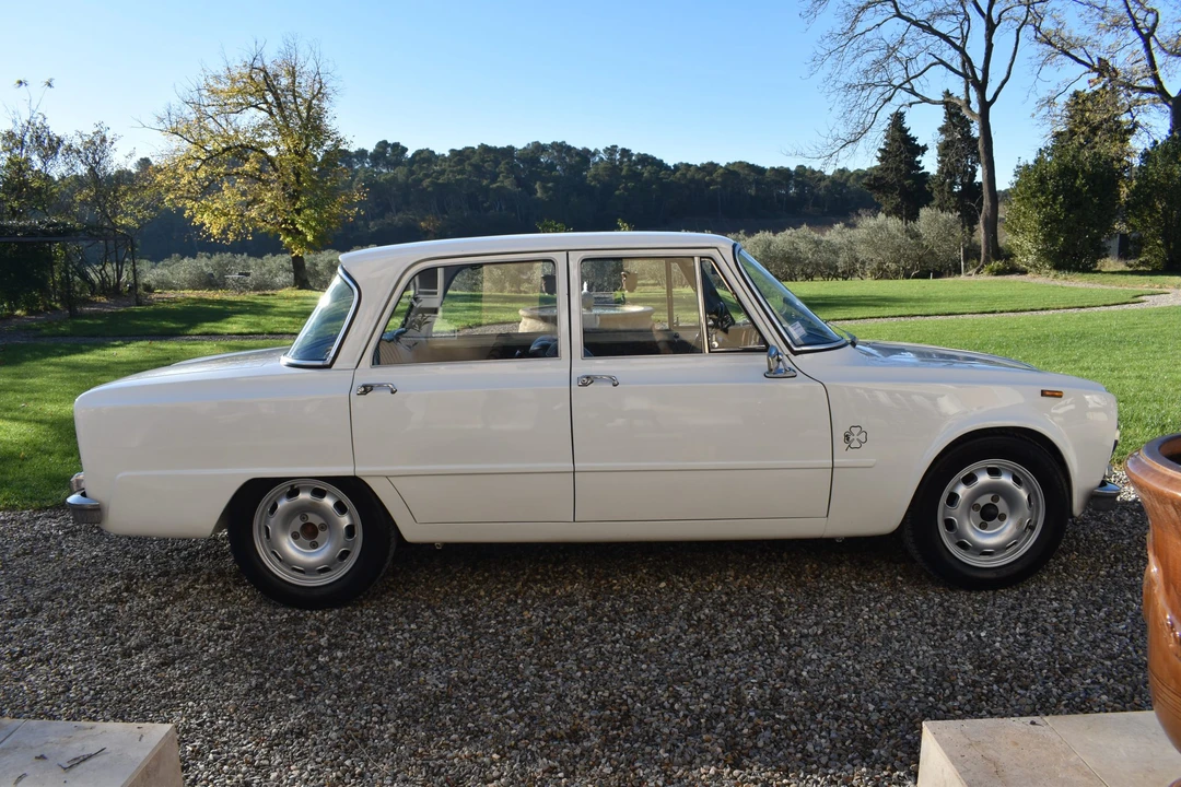1967 Alfa Romeo 105/115 Series - Image 16 of 31
