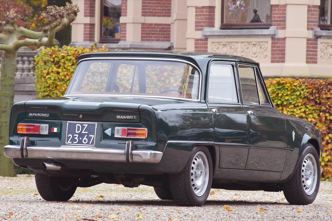 1967 Alfa Romeo 105/115 Series - Image 14 of 31