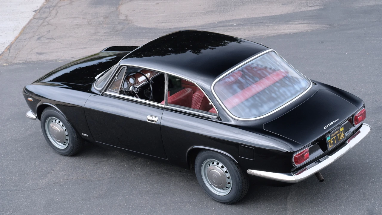 1967 Alfa Romeo GT 1300 Junior - Image 9 of 31