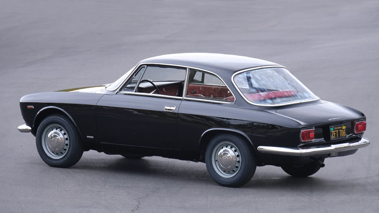 1967 Alfa Romeo GT 1300 Junior - Image 7 of 31
