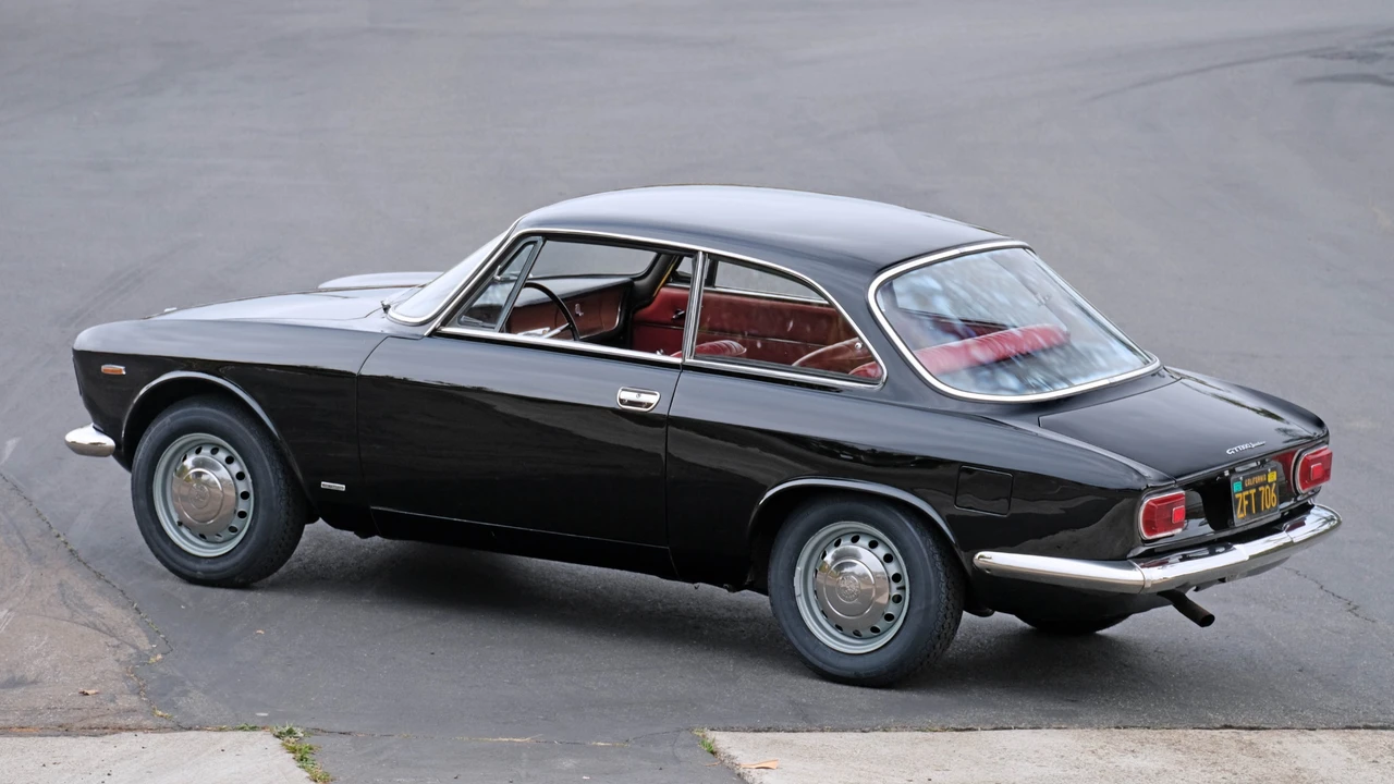 1967 Alfa Romeo GT 1300 Junior - Image 8 of 31