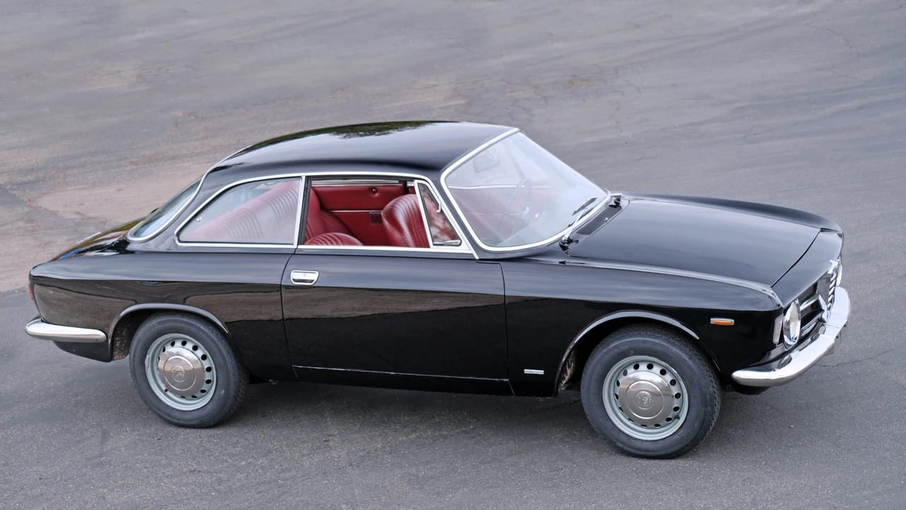 1967 Alfa Romeo GT 1300 Junior - Image 17 of 31