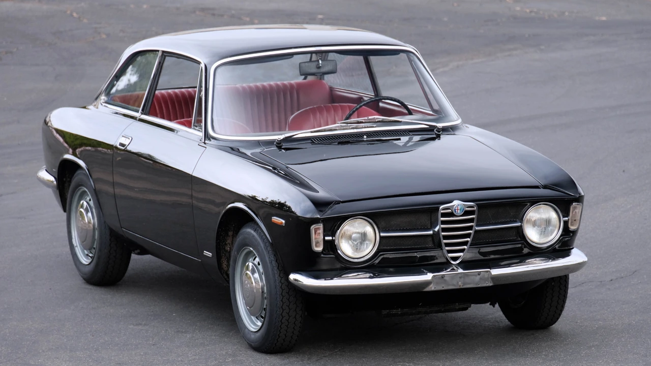 1967 Alfa Romeo GT 1300 Junior - Image 21 of 31