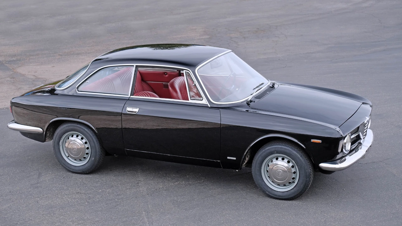 1967 Alfa Romeo GT 1300 Junior - Image 18 of 31