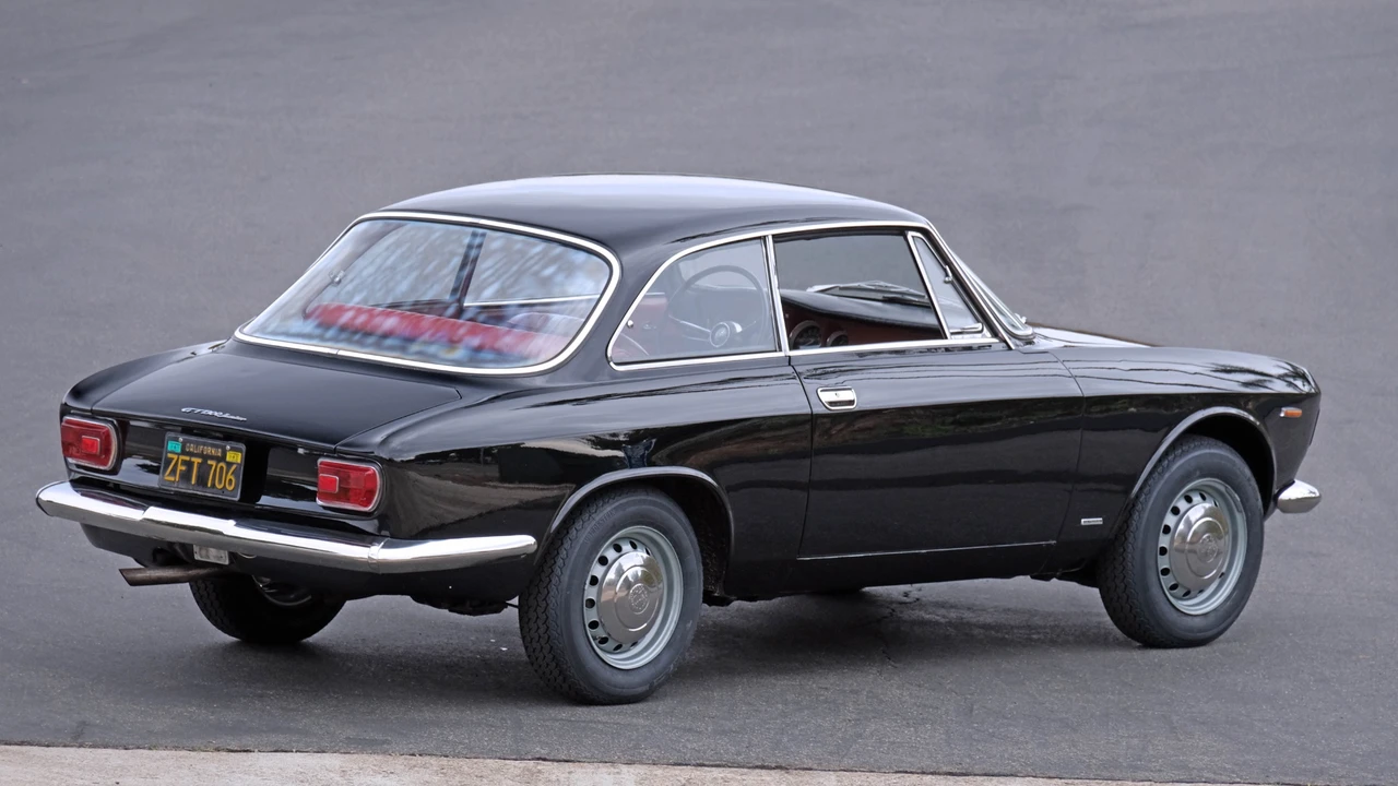 1967 Alfa Romeo GT 1300 Junior - Image 14 of 31