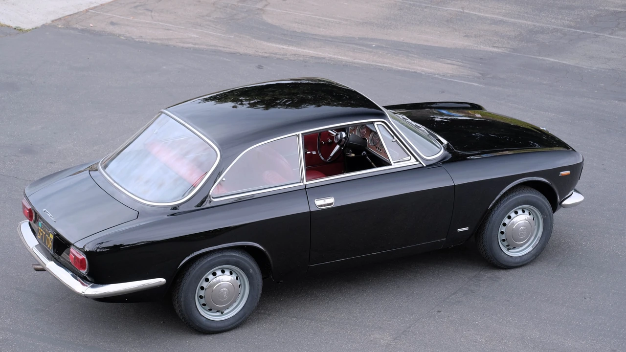1967 Alfa Romeo GT 1300 Junior - Image 15 of 31