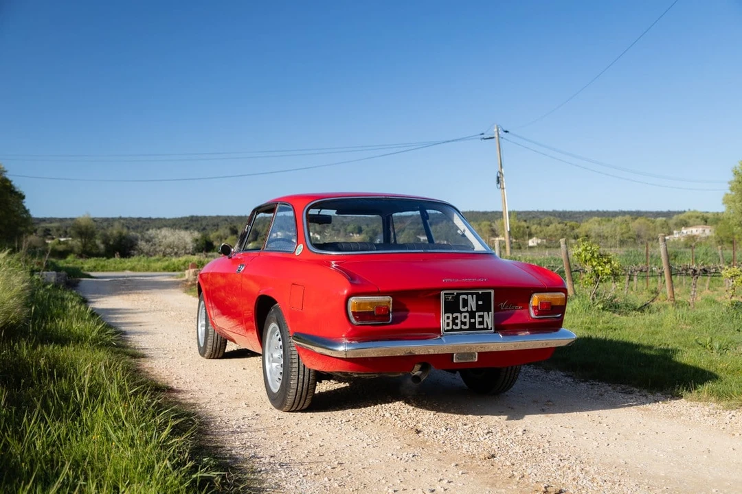1967 Alfa Romeo Giulia Sprint GT Veloce - Image 10 of 30
