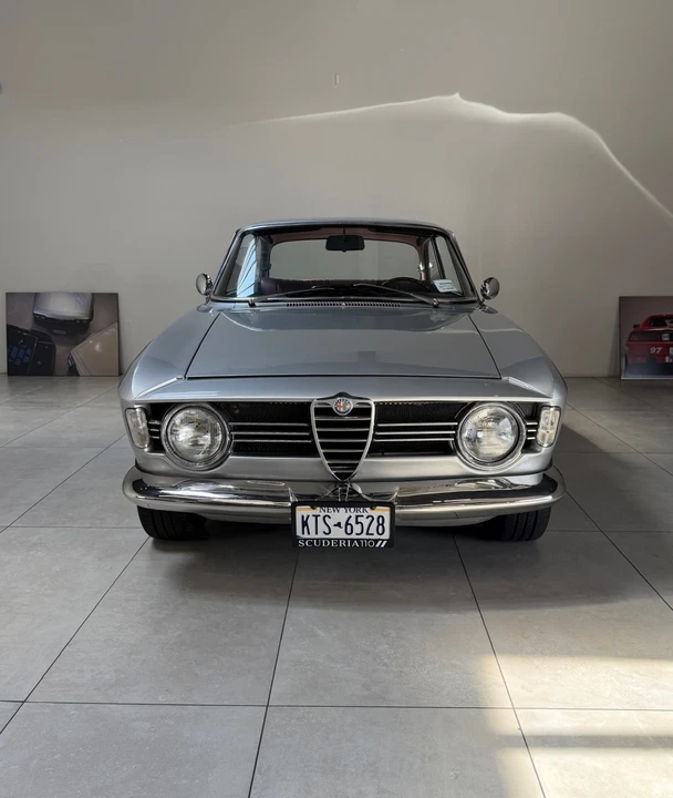 1967 Alfa Romeo - Image 11 of 31